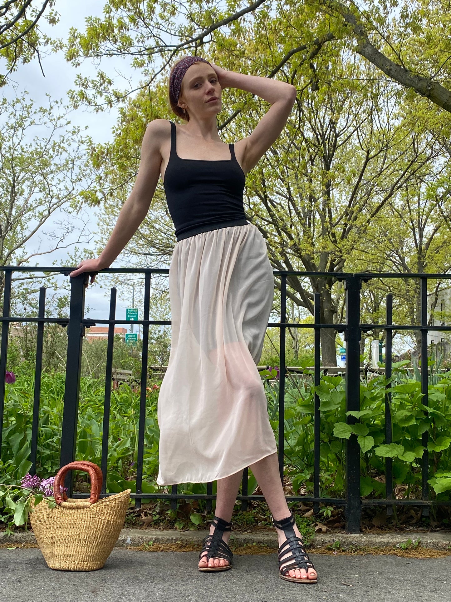 “Michelle” Parisian Midi in rose champagne